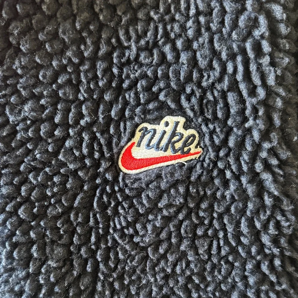 Nike Navy Sherpa Jacket with Light Blue, White & Red Accents - Picture 2 of 9